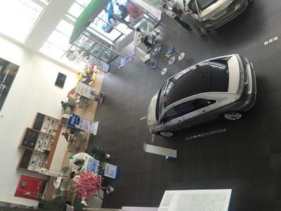 車視點｜新能源汽車與燃油車 分網(wǎng)銷售的必要性與挑戰(zhàn)